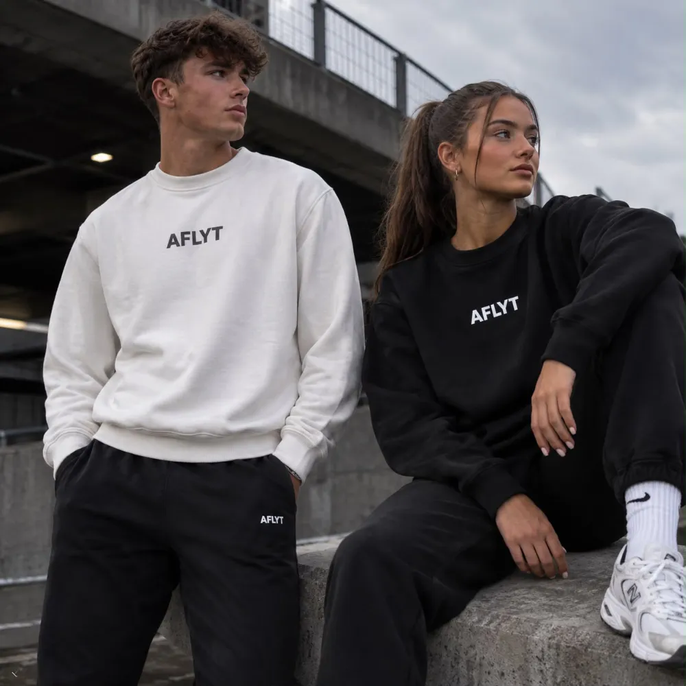 Aflyt Crewneck Sweatshirt Fit and Movement